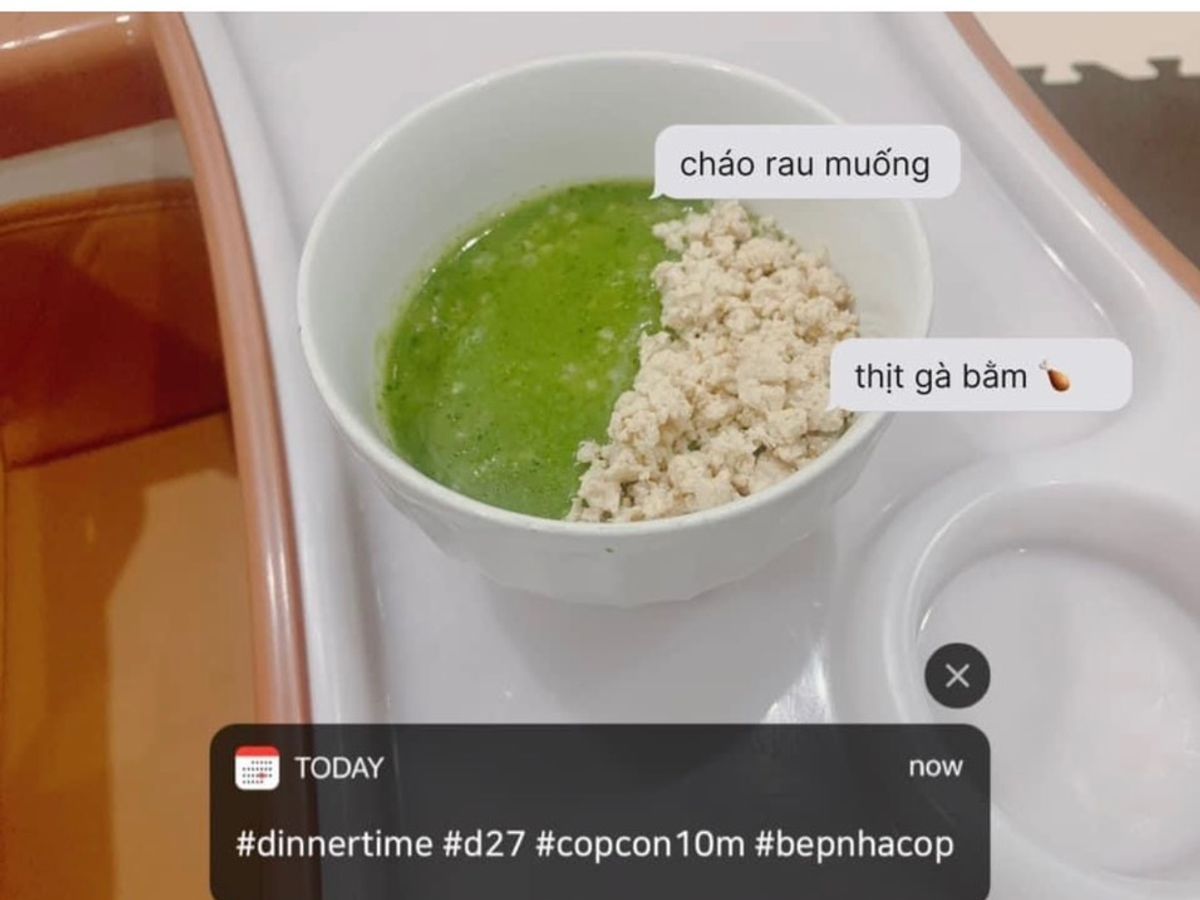 Cháo thịt gà 🍗 rau muống