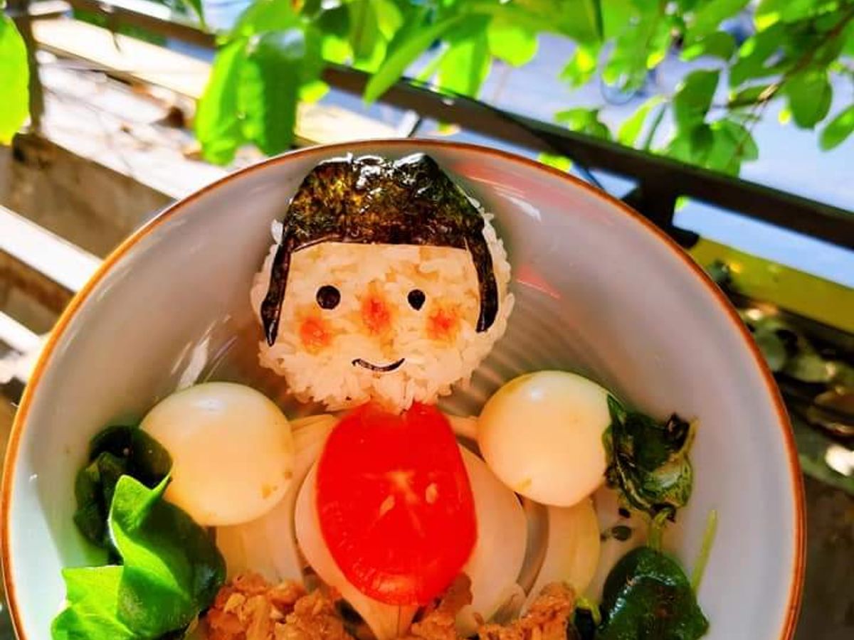 Cơm bento: Bé yêu (Bò xào cải thìa hành tây)
