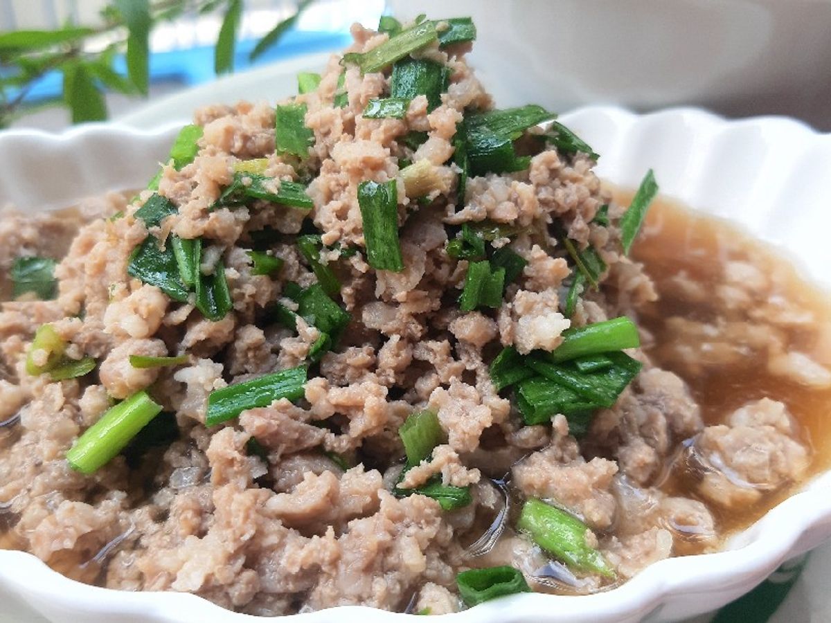 Thịt xay rang hành