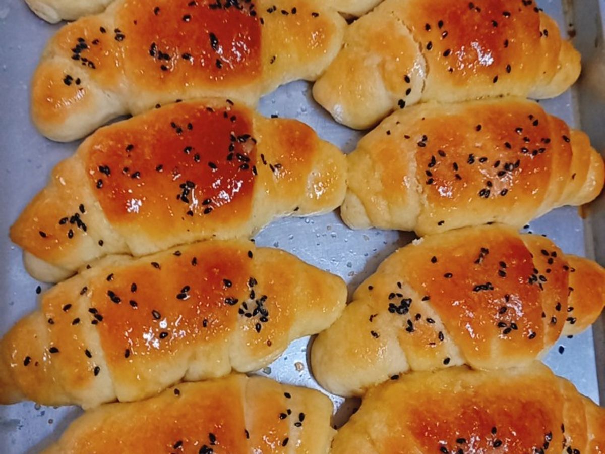 Bánh sừng bò có pha bột nếp
