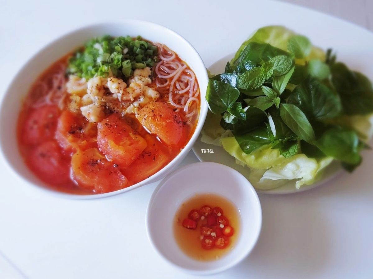 Bún GẠO LỨT nấu tôm
