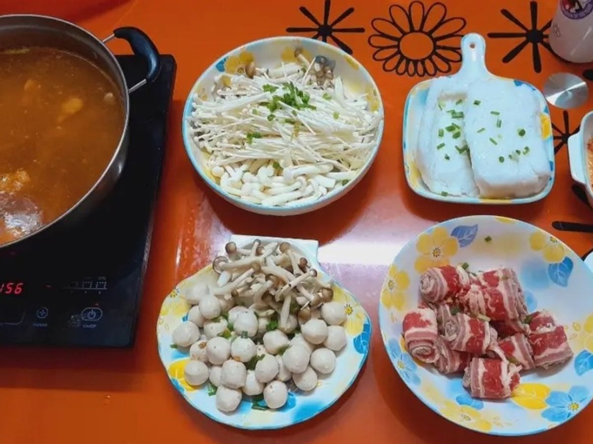 Lẩu Thái bò nấm