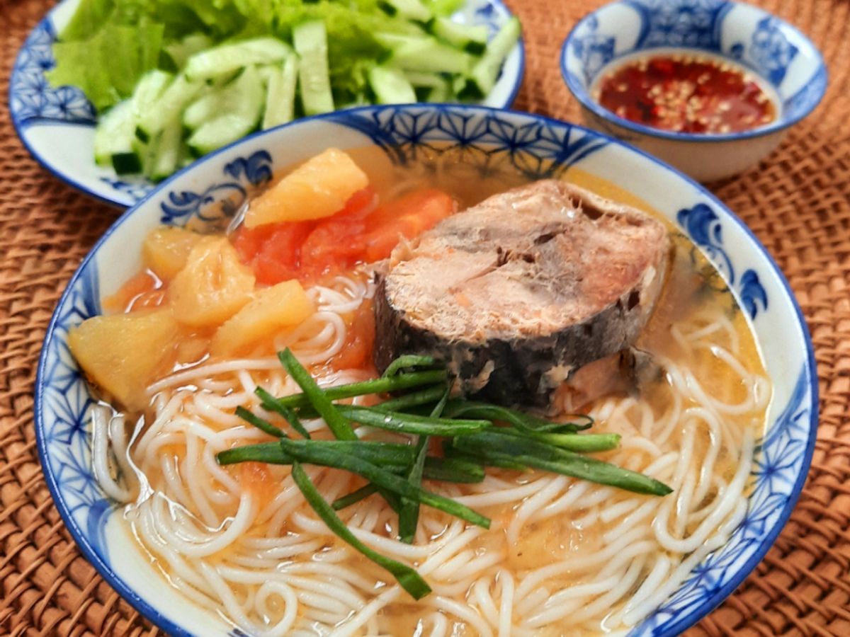 Bún cá ngừ