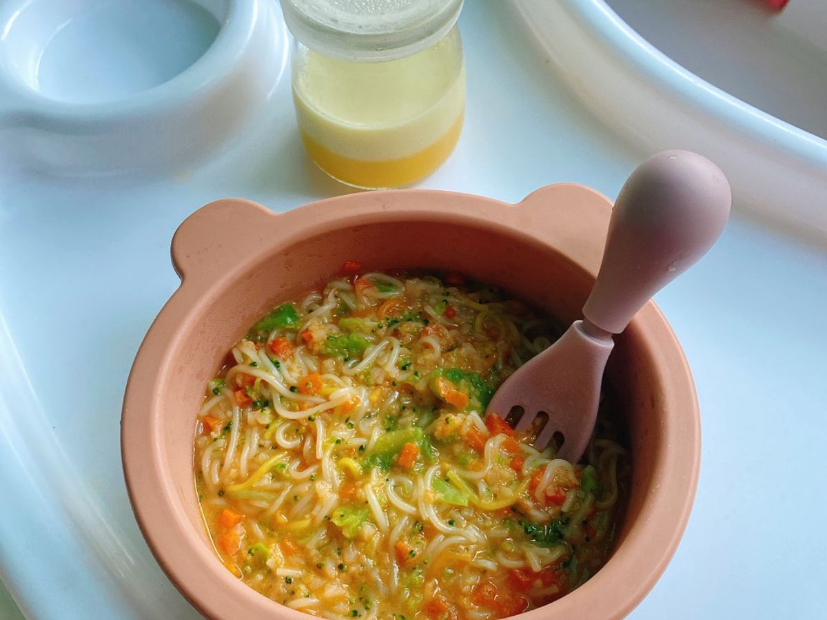 Bữa sáng cho bé: Mì Somen Tôm rau củ