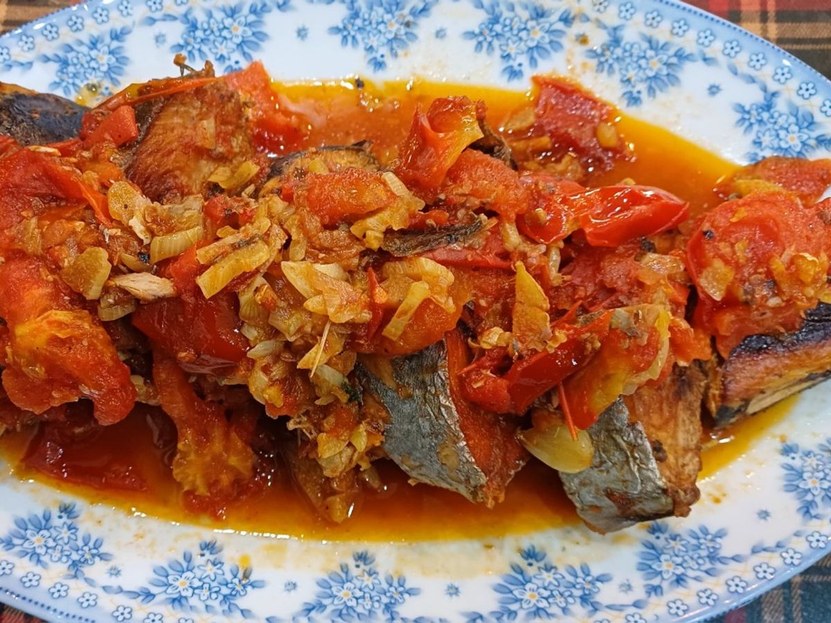 Cá thu ngừ sốt cà