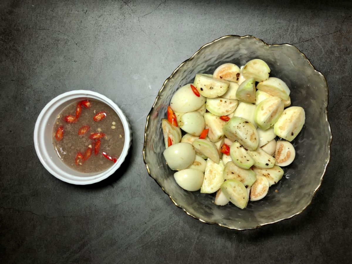Cà Pháo Muối Xổi Mắm Tôm