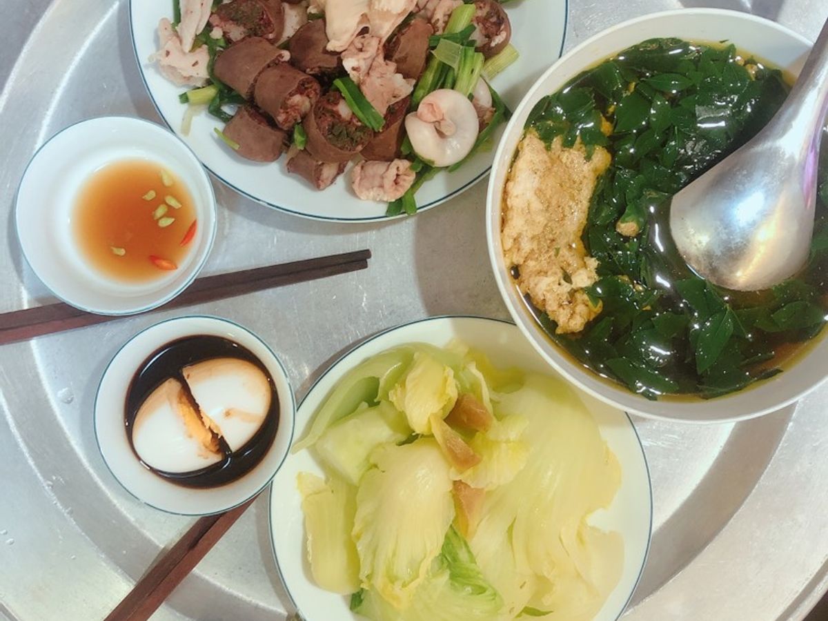 Mâm cơm nhỏ của Trang 28
