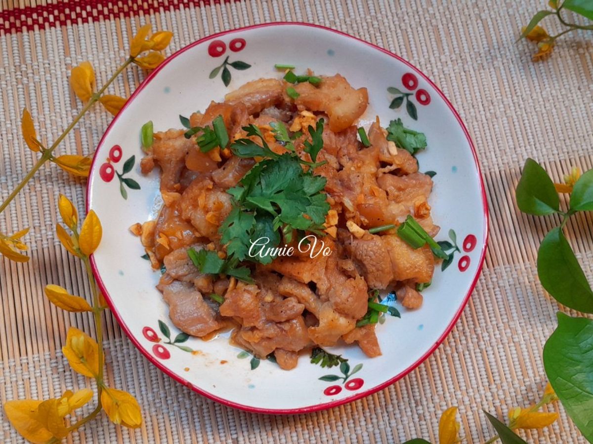 Thịt ba rọi rang nước mắm