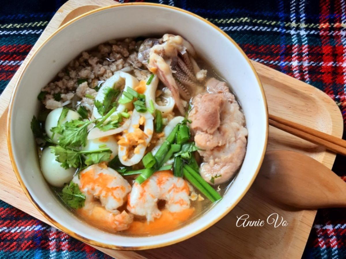 Hủ tiếu mực