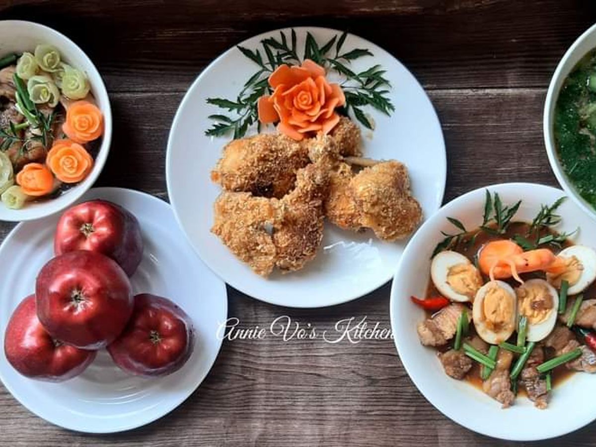 Bữa cơm đãi khách