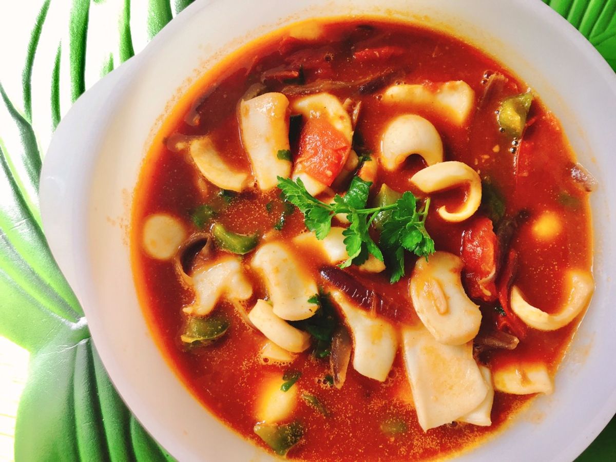 Mực Lá Xào Sốt Cà Ri Thái Đỏ