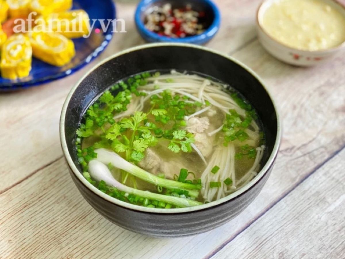 Sườn Non Nấu Nấm Kim Châm