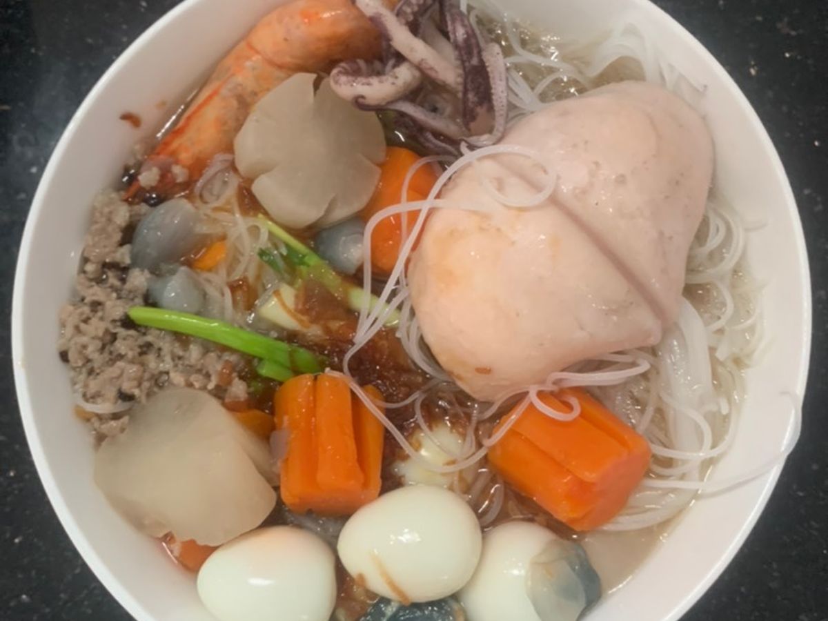 Hủ tiếu mực