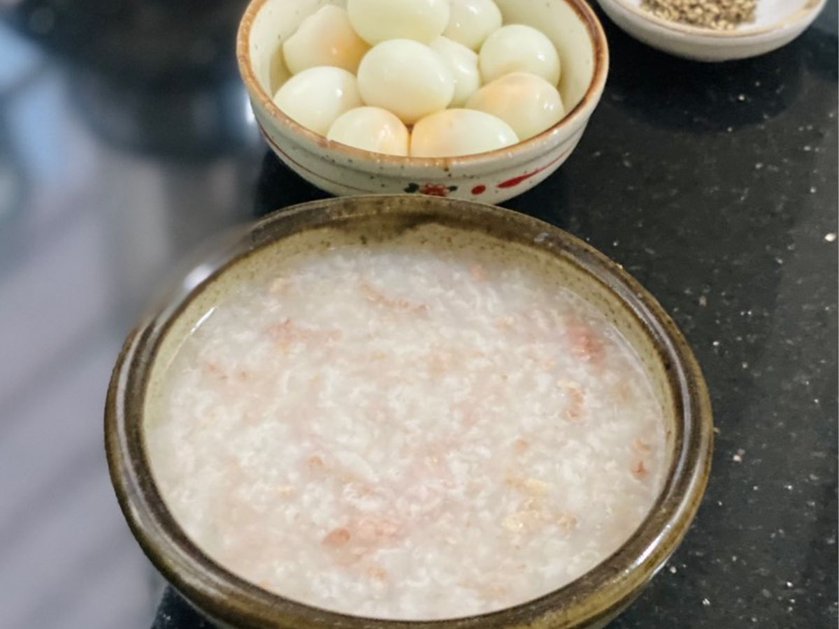 Cháo Thịt Bò Bằm Trứng Cút