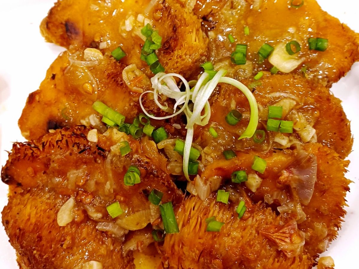 Nấm hầu thủ sốt sa tế