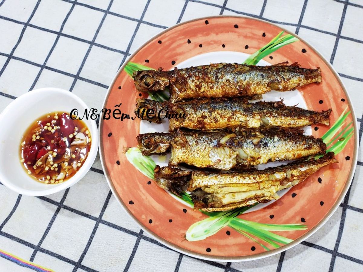 Cá chuồn chiên sả nghệ