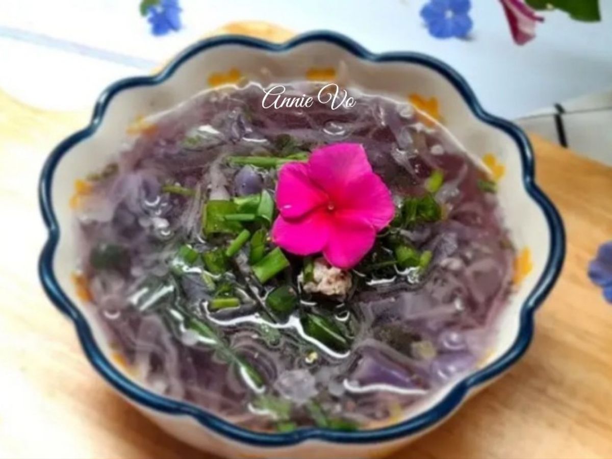 Canh bắp cải tím thịt xay