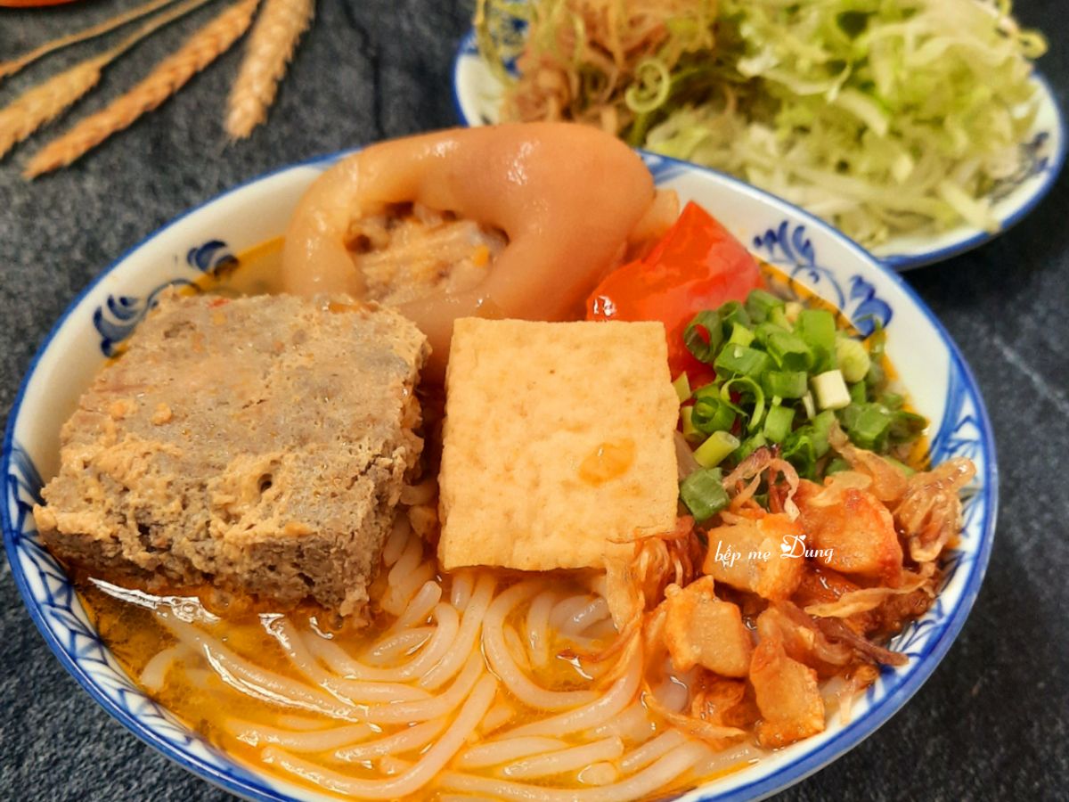 Bún riêu cua