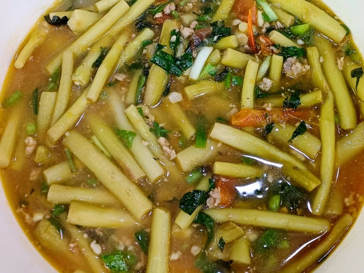 Canh bồng khoai nấu thịt