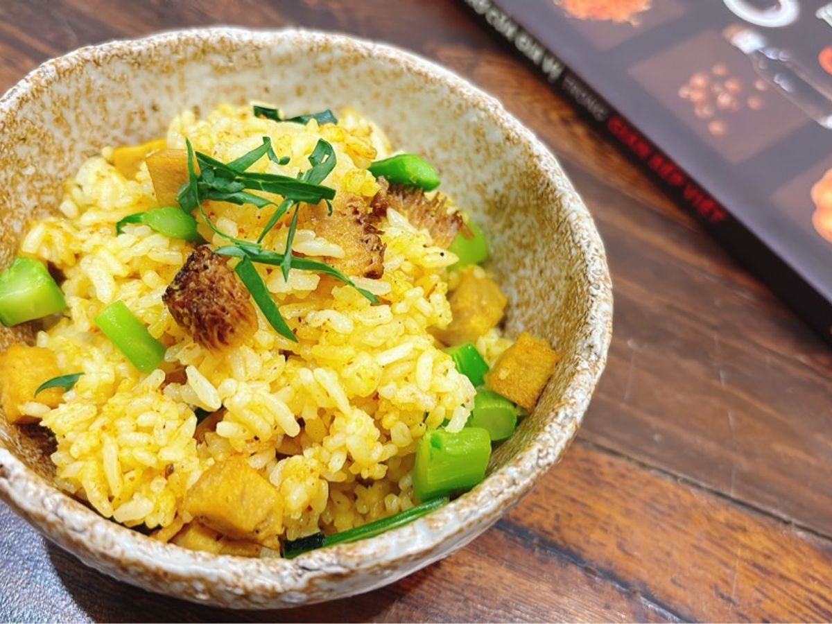 Cơm chiên cà ri nấm hầu thủ