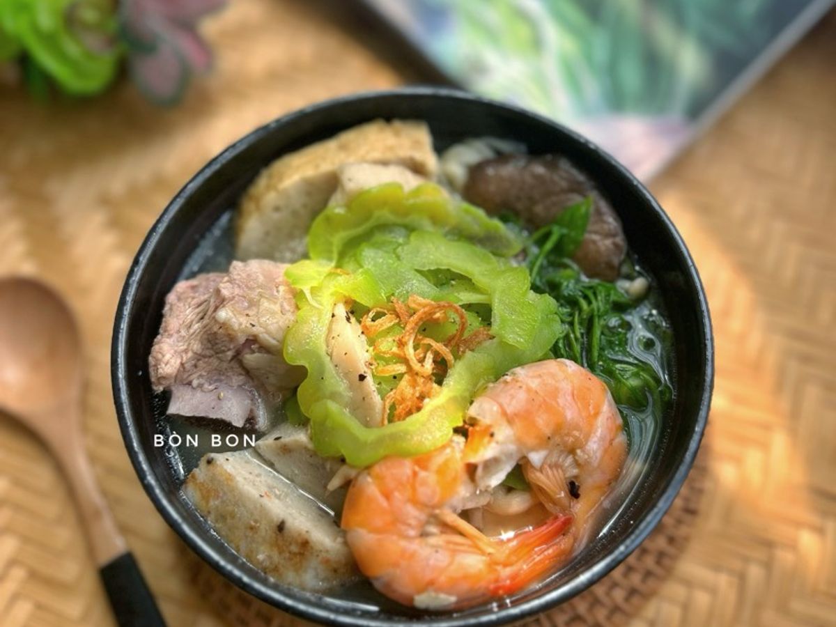 Bún Nấm Cá Thác Lác Khổ Qua
