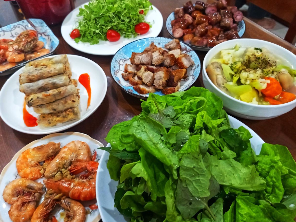 Bữa cơm mừng năm mới