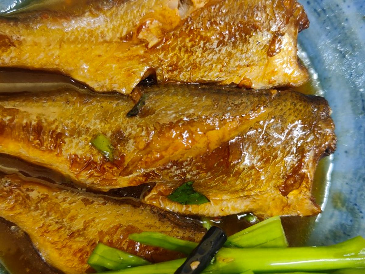 Cá đù 1 nắng kho