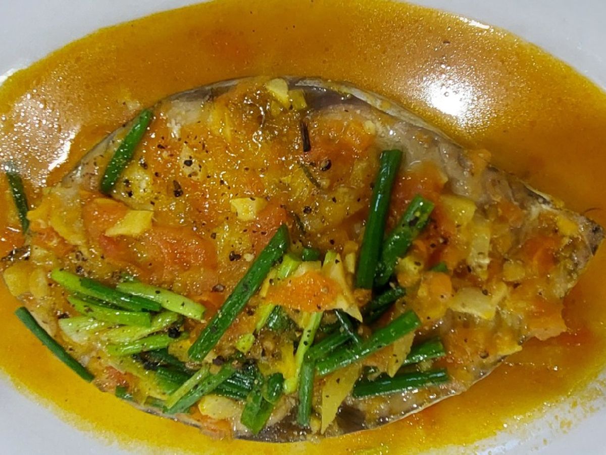 Cá thu phấn sốt cà