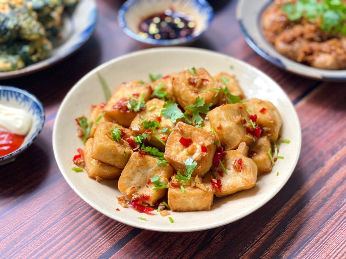 Đậu Hũ Chiên Sốt Tỏi Ớt