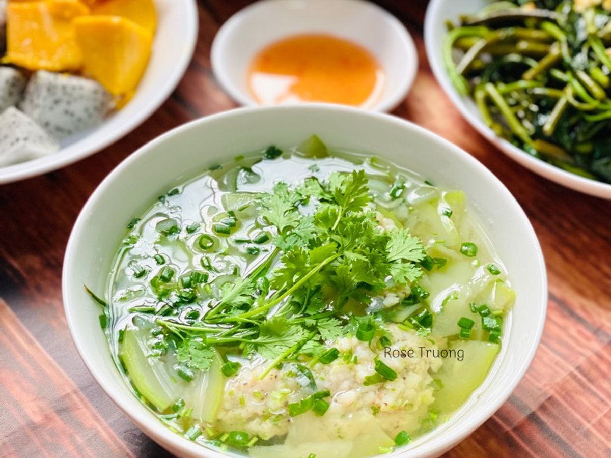 Canh Bầu Nấu Tôm