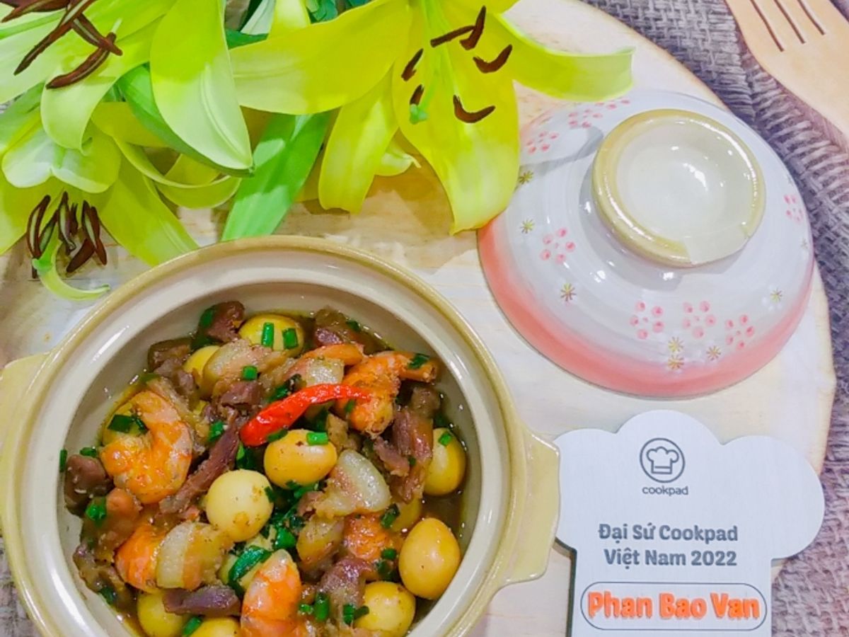 Thịt kho tiêu,trứng cút và tôm