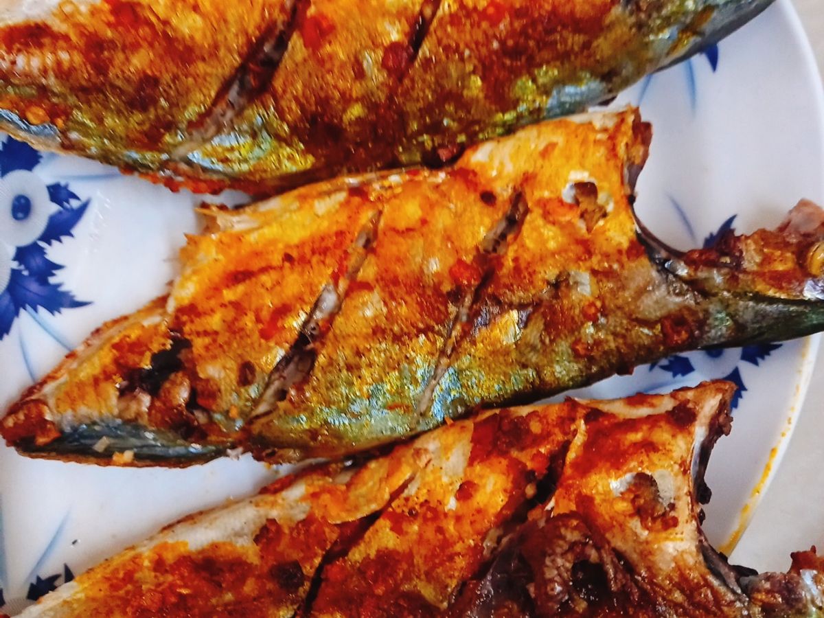 Cá ngân nướng muối ớt
