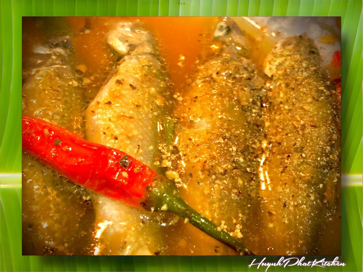 Cá Linh Kho Nước Dừa