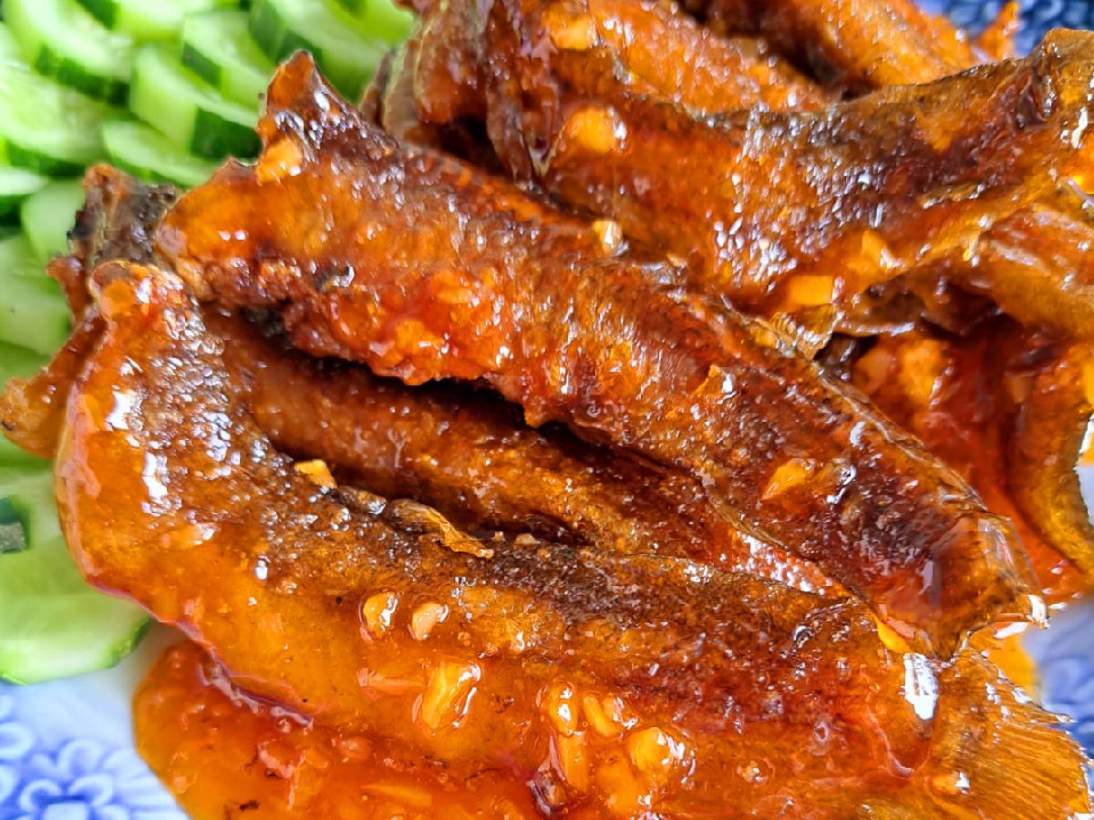 Cá chạch chiên nước mắm