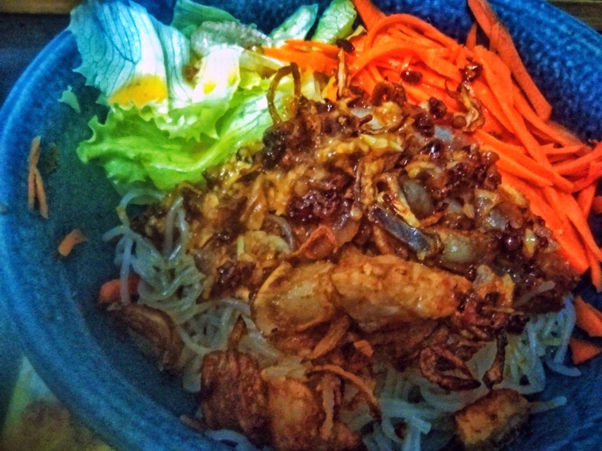 Bún thịt nướng