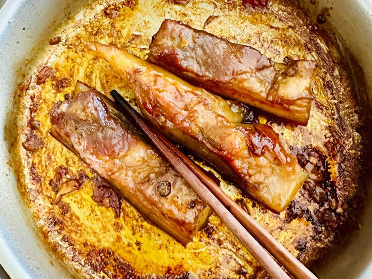 Thịt khìa nước dừa