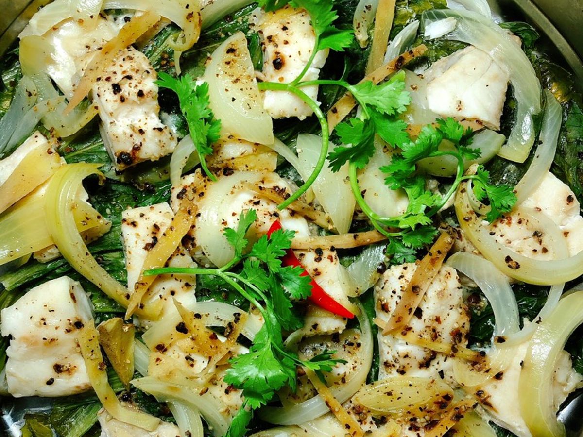 Cá Diêu Hồng Hấp Gừng & Rau Cải Cay