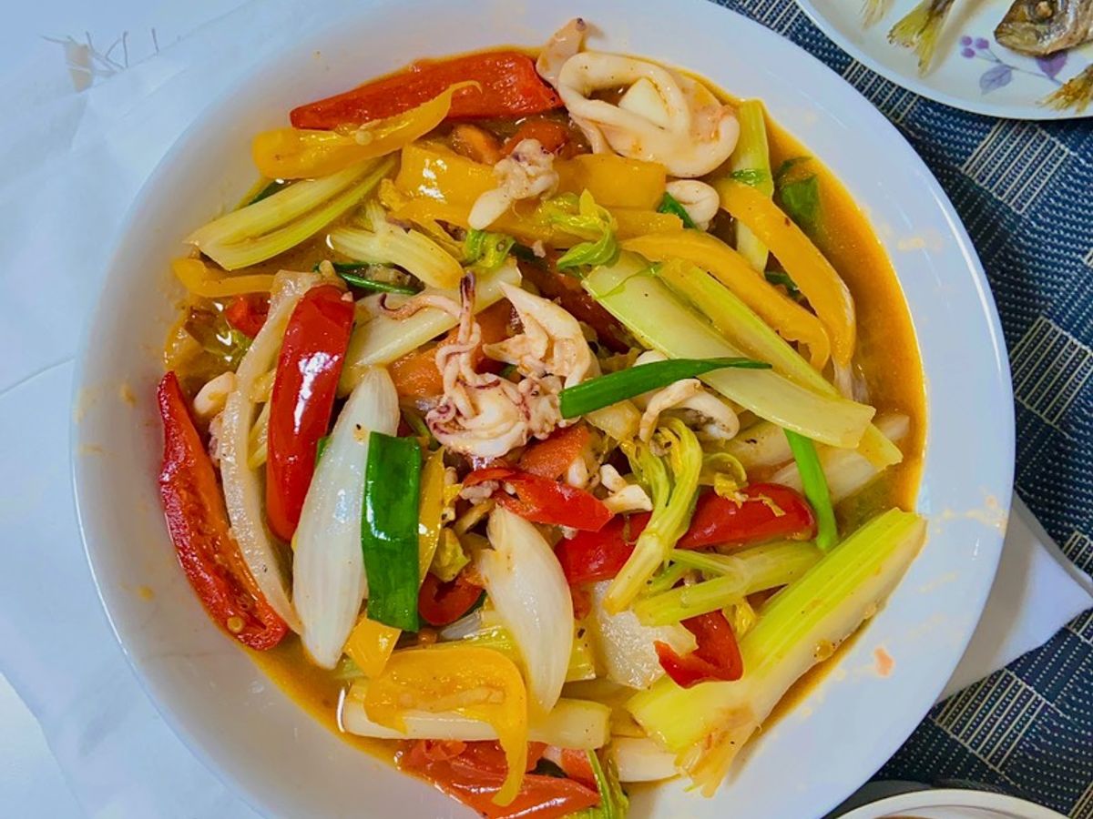 Mực xào ớt chuông 😋