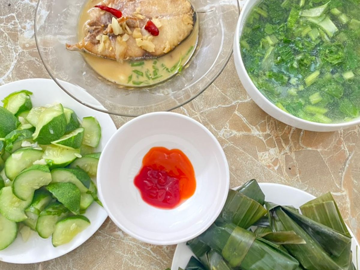Bữa cơm sinh viên đơn giản nhanh