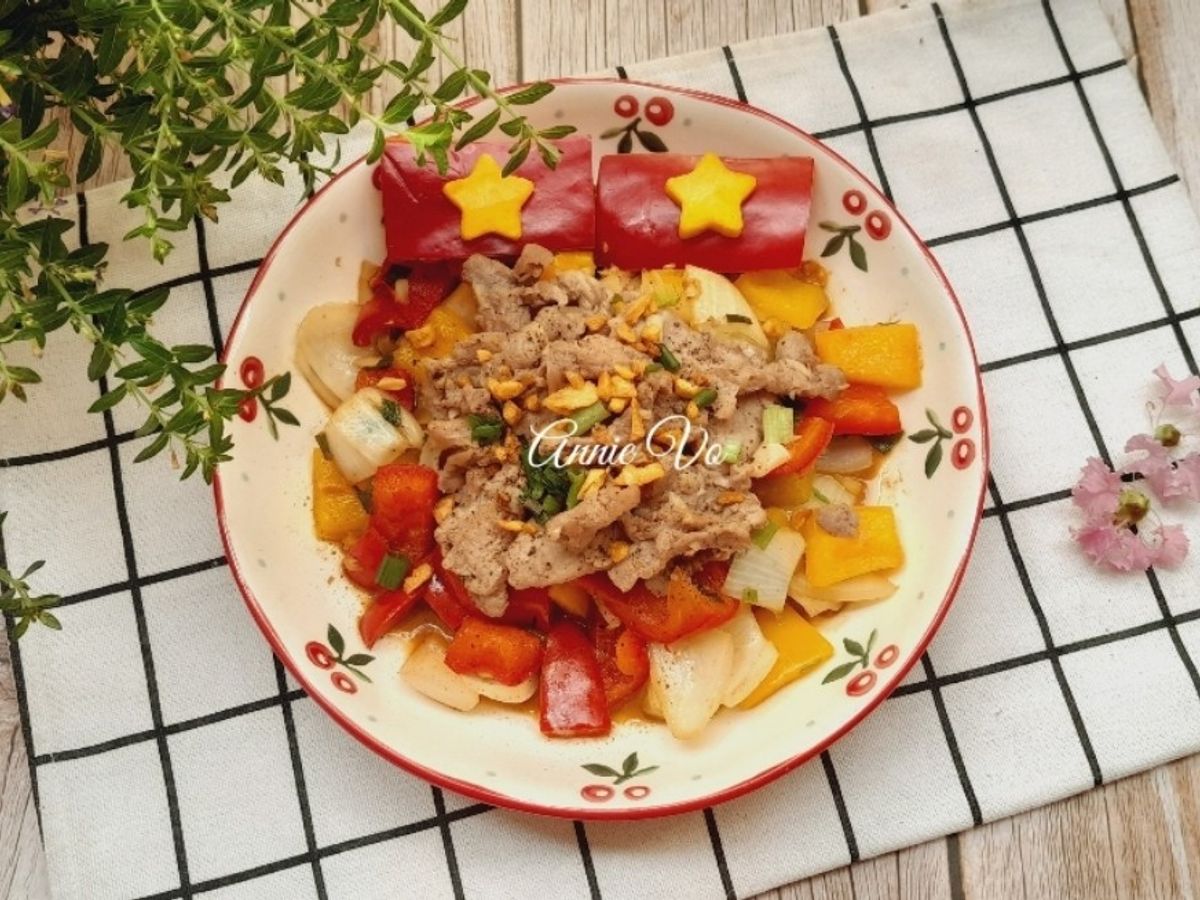 Bò xào ớt chuông