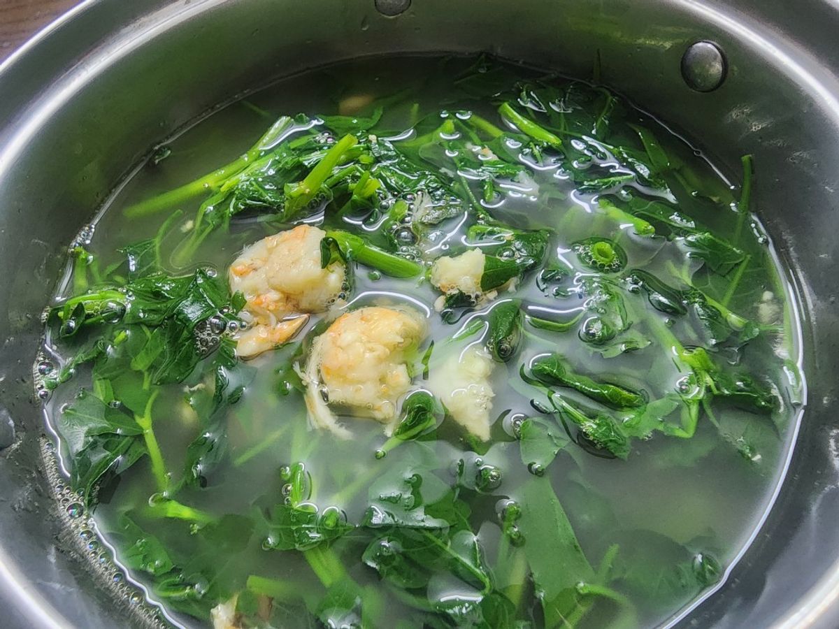 Canh rau muống tôm nõn