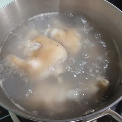 Bước 1