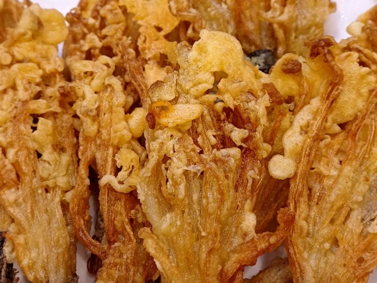 Nấm kim châm chiên giòn
