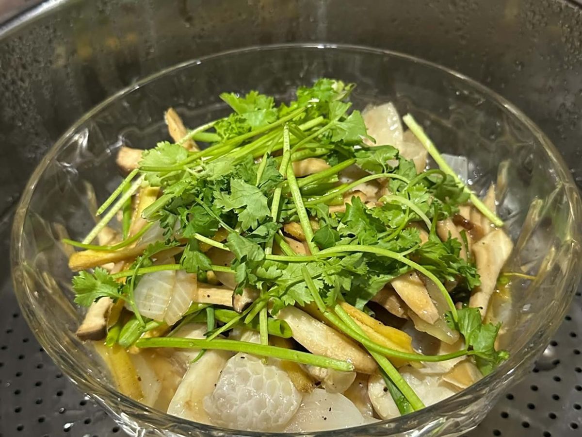 Cá diêu hồng hấp nấm gừng