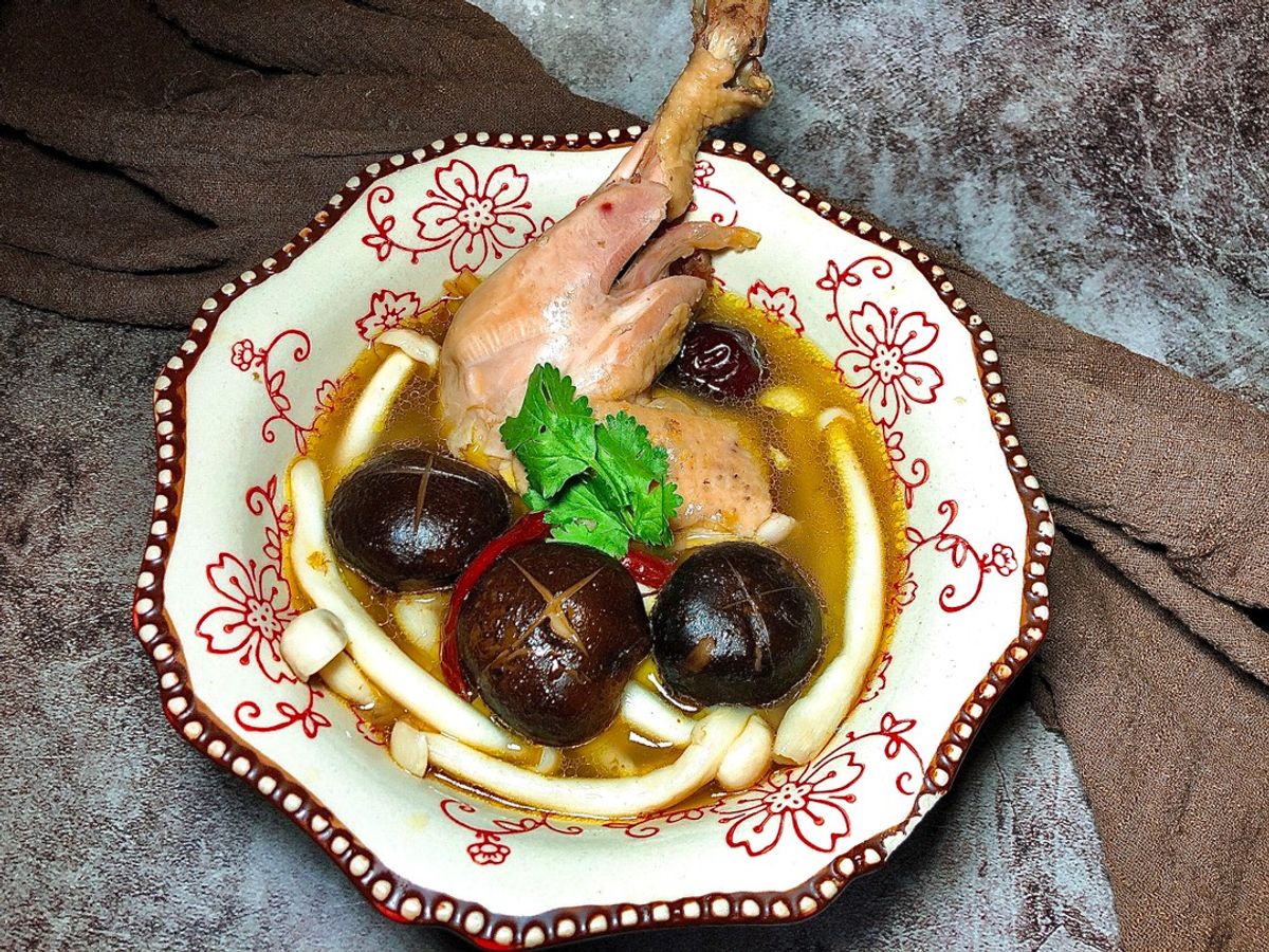 Gà Tiềm Nấm 🍄 🍗