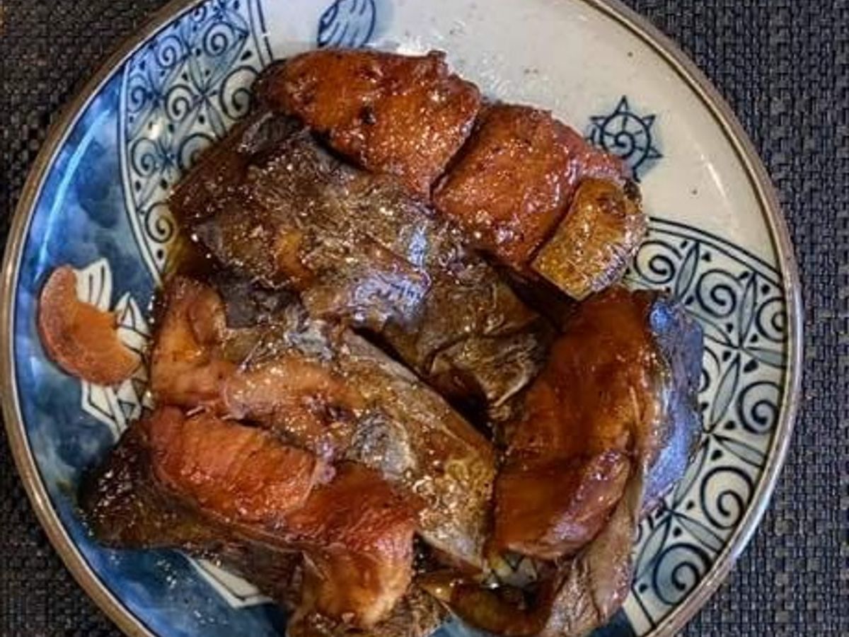 Cá kho Khách Gia (Hakka Hong shao yu)