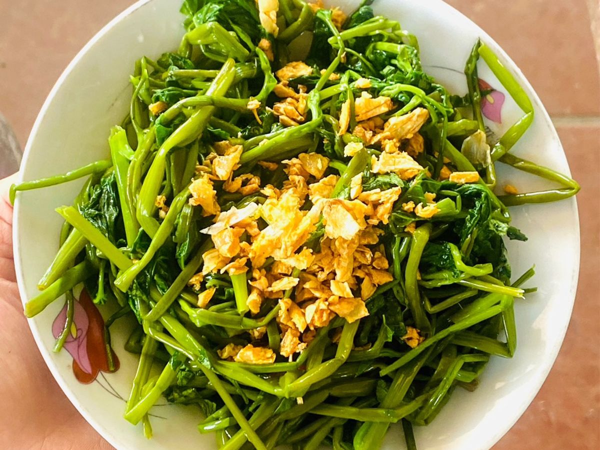 Nộm rau muống