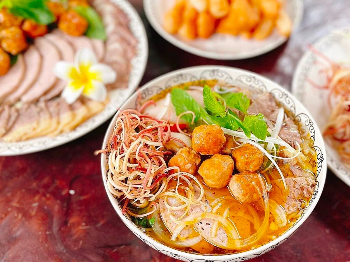 Bún bò Huế