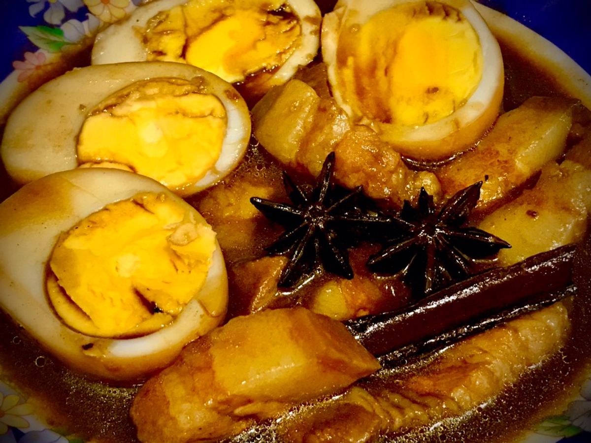 Kai Phalo - Thịt Heo Kho Tàu Kiểu Thailand