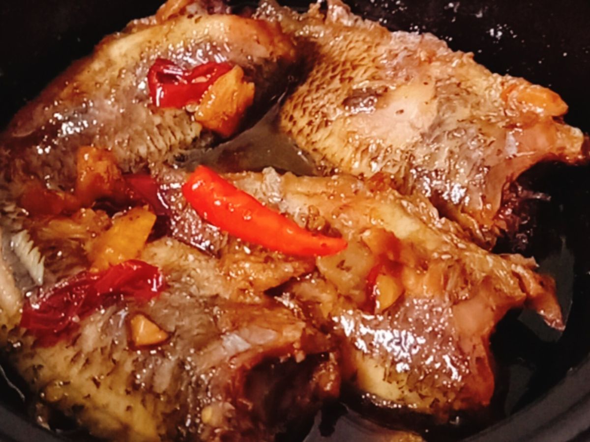 Cá rô kho tộ